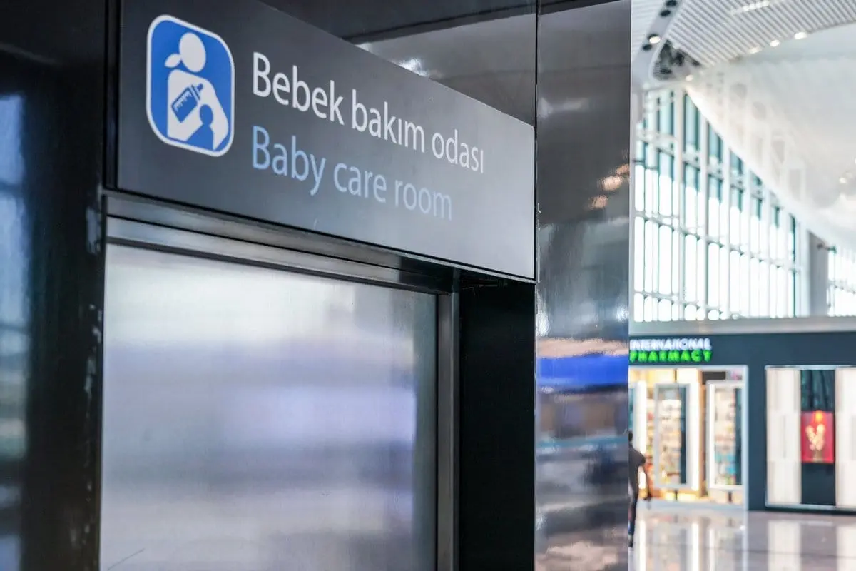 Istanbul Airport With Kids: Family Services, Play Areas & Travel Tips