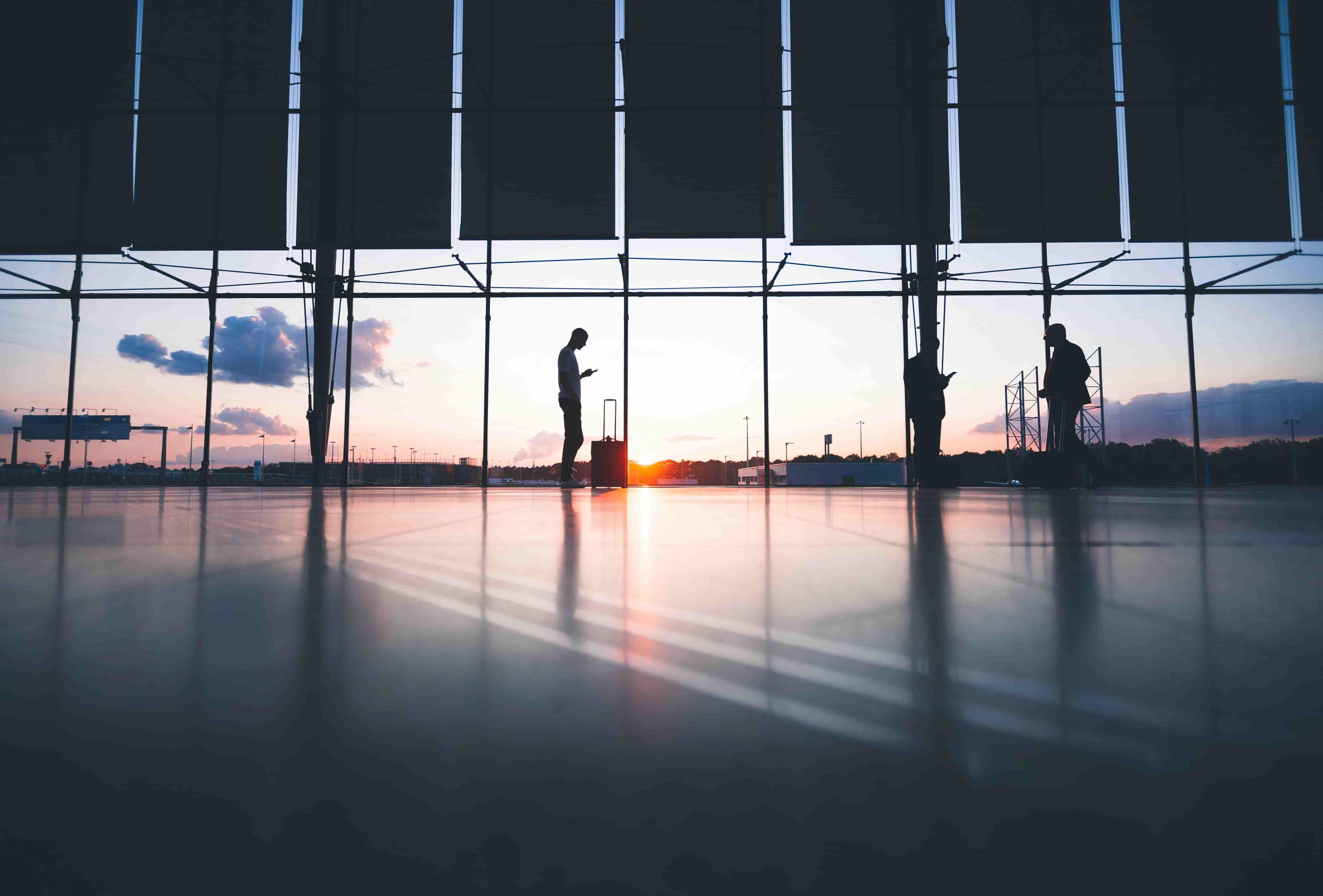 Booking lounge access online