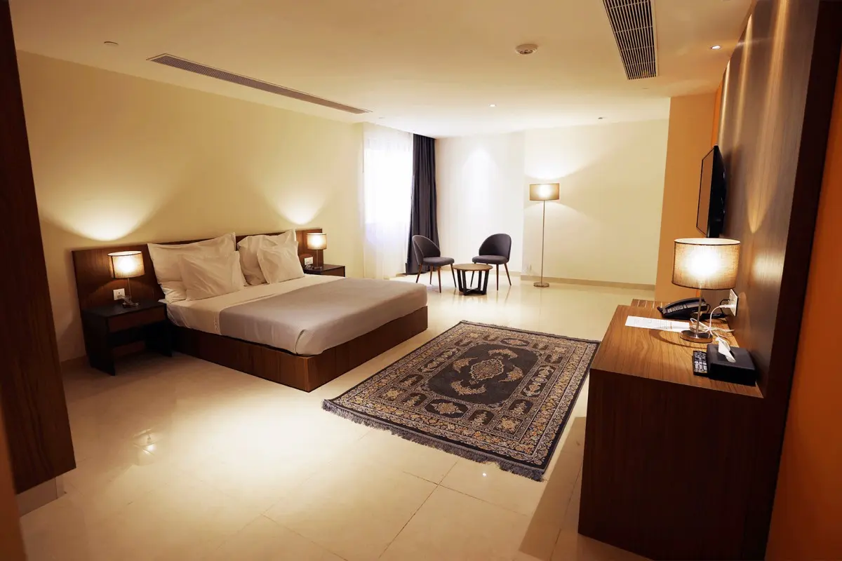 Al Najaf Hotel Booking Service