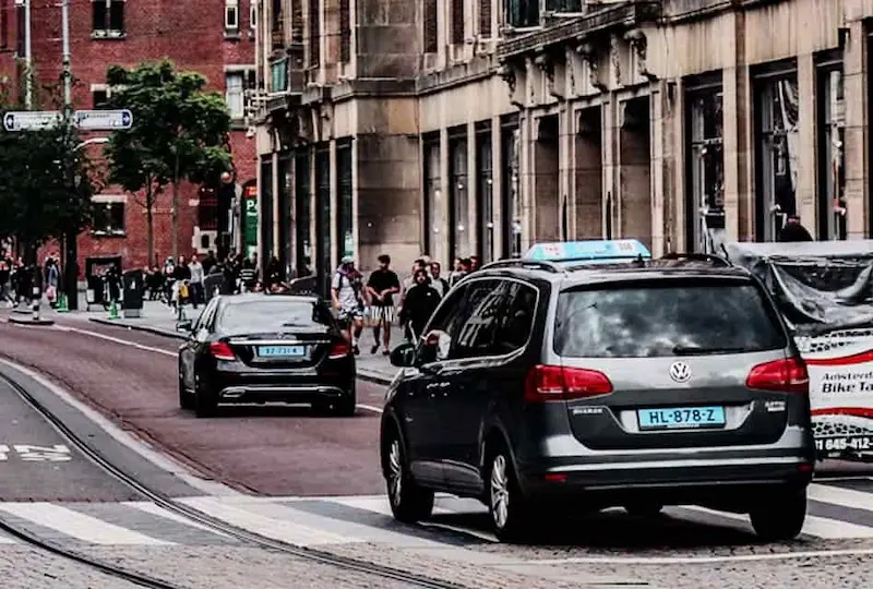 Amsterdam Airport Taxi Transfer City Centre