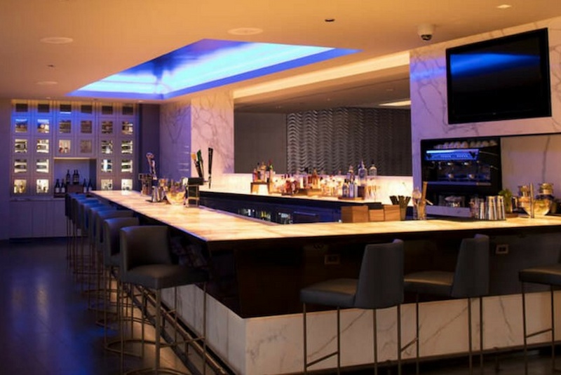 united club lounge