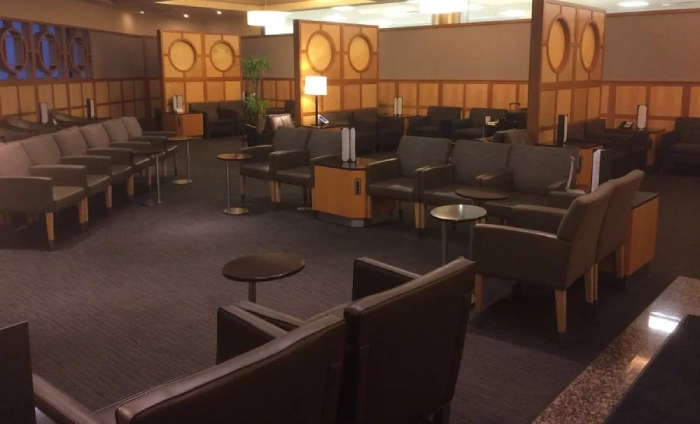 Admirals Club lounge- American Airlines