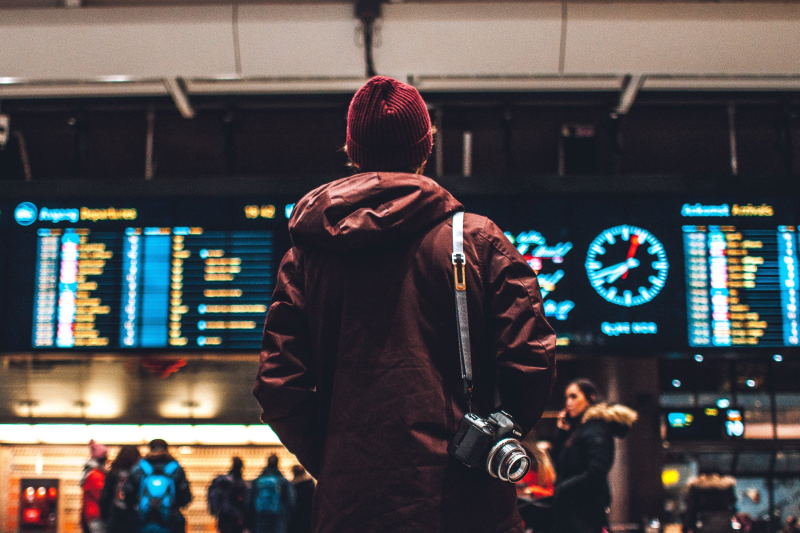 8 Ways to Make the Most of Airport Layovers