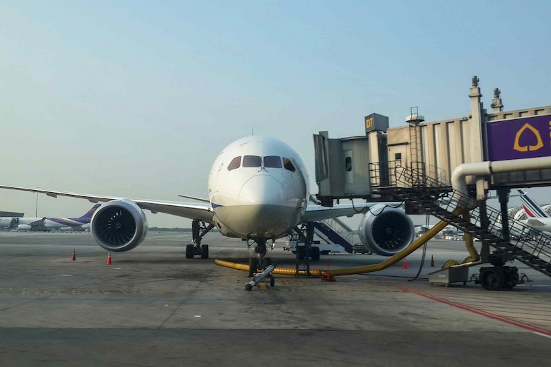 bangkok suvarnabhumi airport terminal services