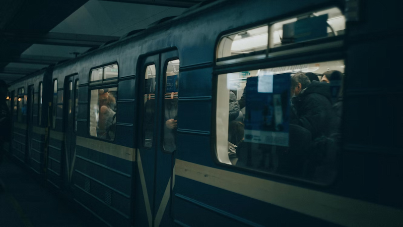 barcelona airport metro access