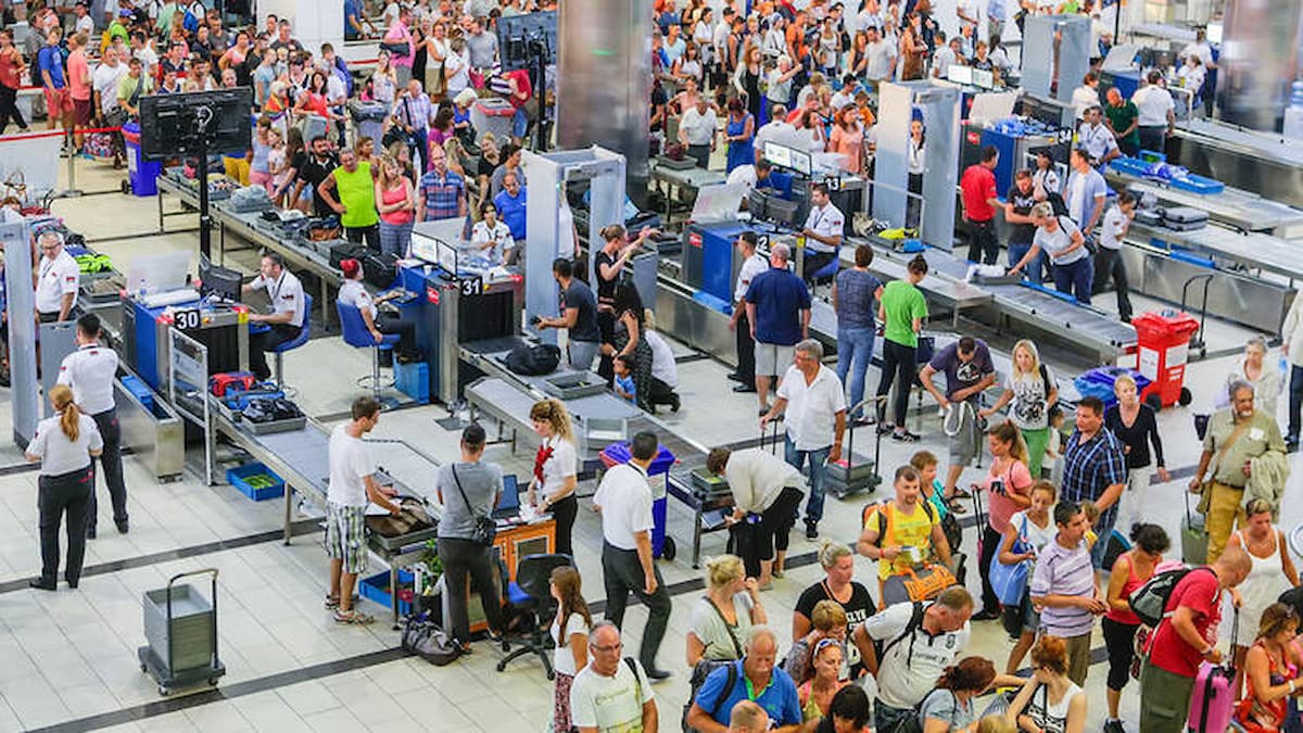 Funniest Airport Announcements Ever Recorded