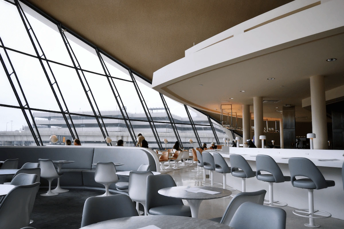 How to Get Airport Lounge Access Without Business Class | Complete Guide