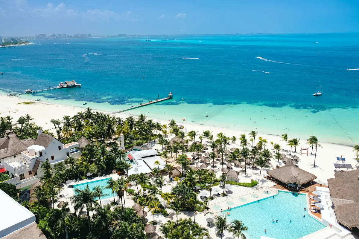 Turquoise water and white sand along Cancun's Hotel Zone