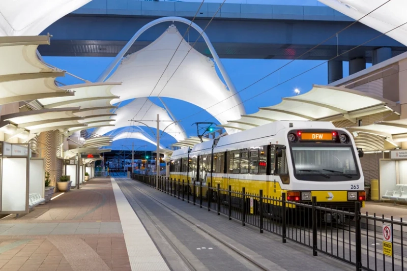 Dallas Skylink Train