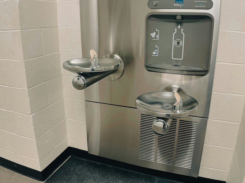 Free Water Sources at Denver Airport: Where and How to Refill Your Bottle