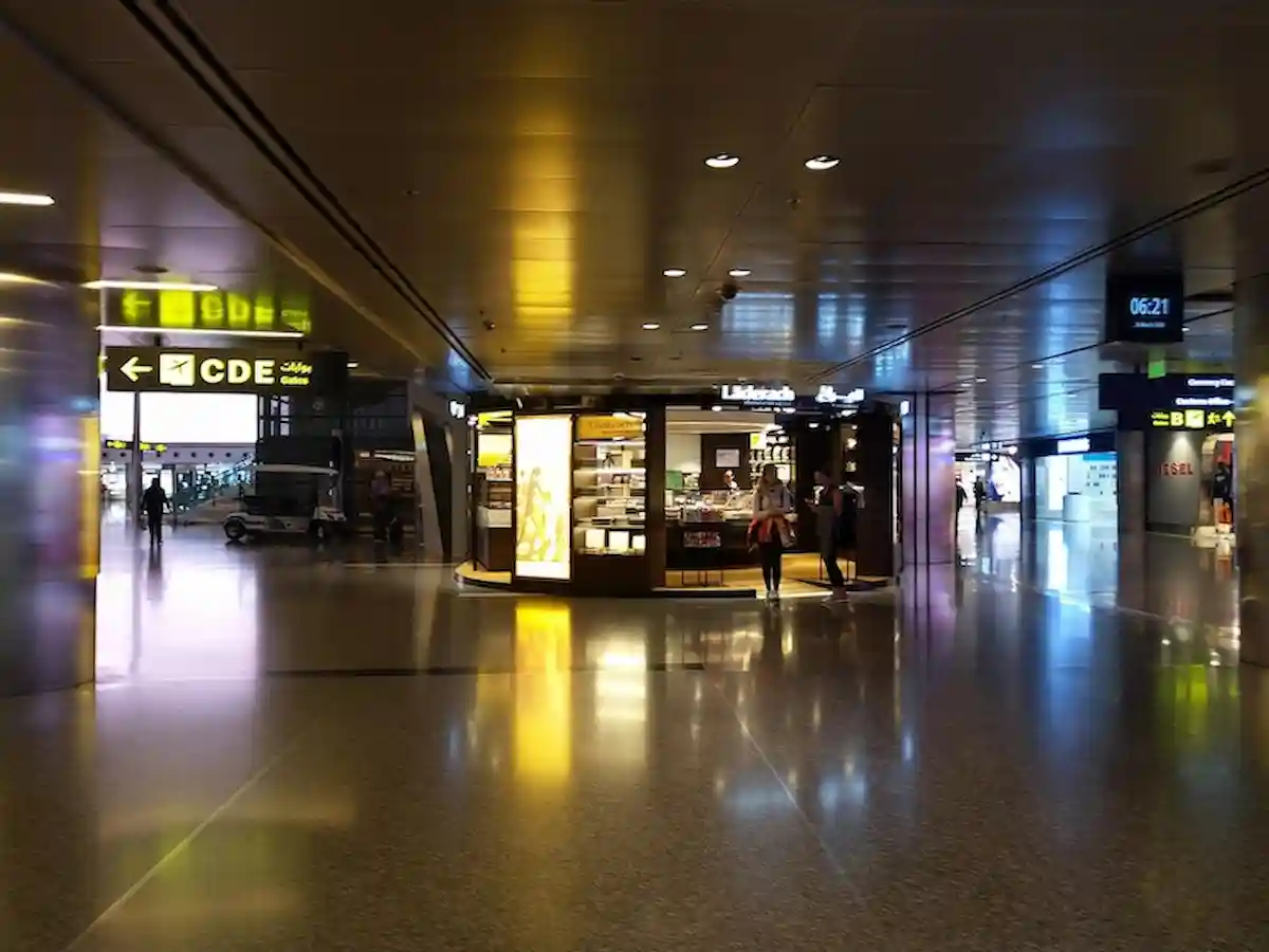 Doha Hamad Airport Departure Assistance