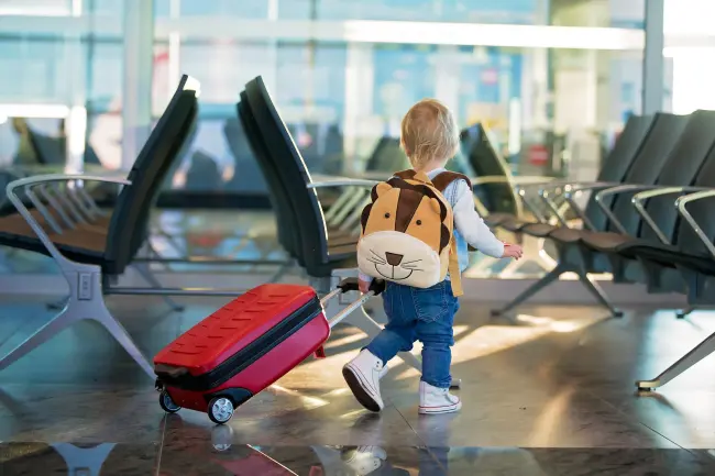 Tips for Staying Healthy While Traveling Through Airports with Kids