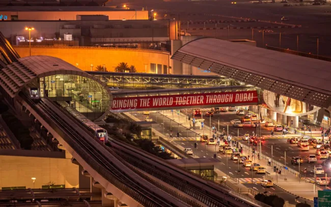 أوقات المشي إلى البوابات ومباني الركاب في مطار دبي الدولي (DXB)