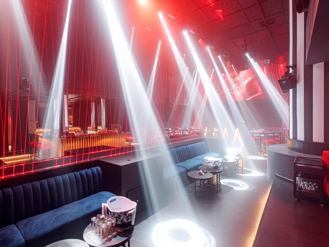 نادي Cirque Le Soir في دبي