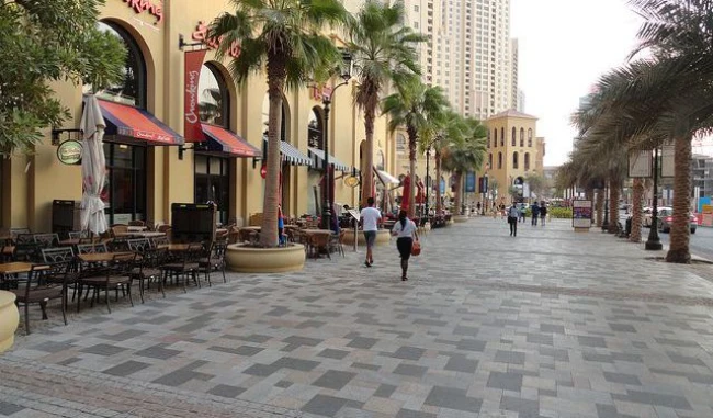 dubai dining and shopping