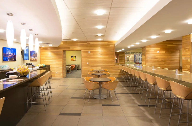 The Club - Terminal 1 Lounge