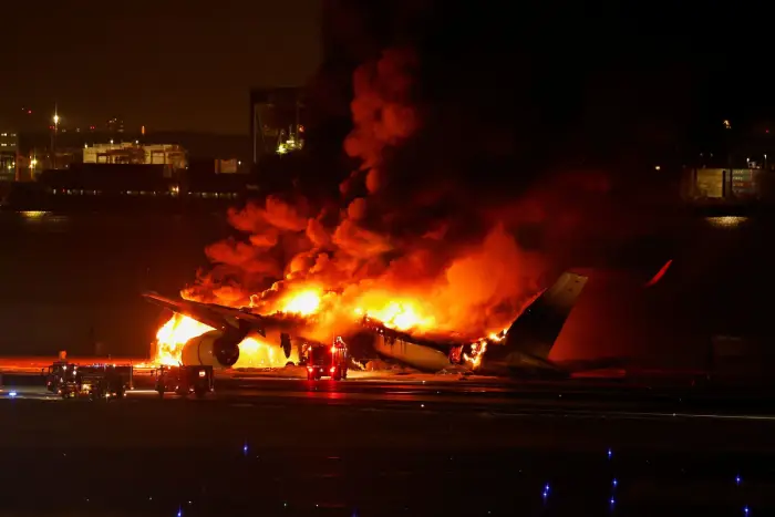 airport-plane-crash