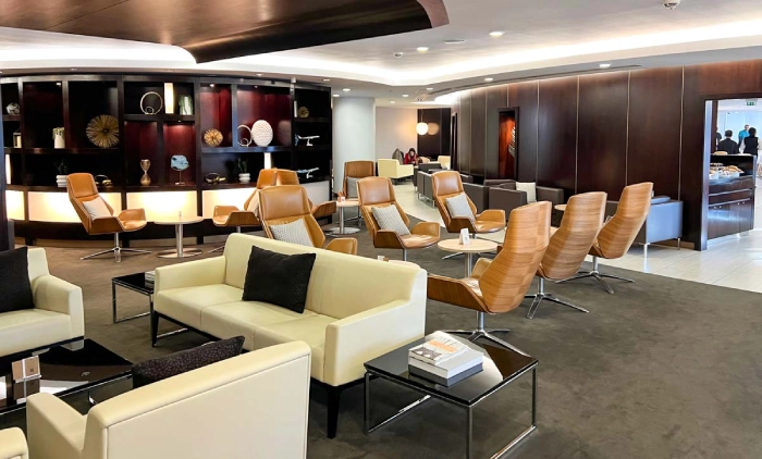 etihafd lounge at london lhr airport terminal 4