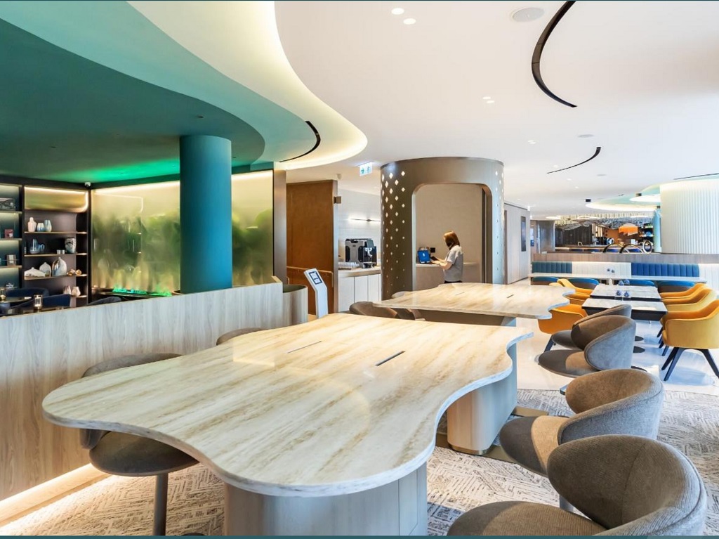 Hong Kong Airport Lounge