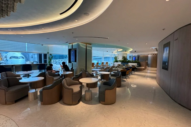 kyra lounge