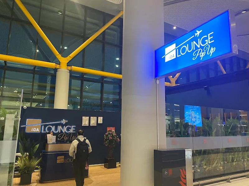Pop Up Lounge