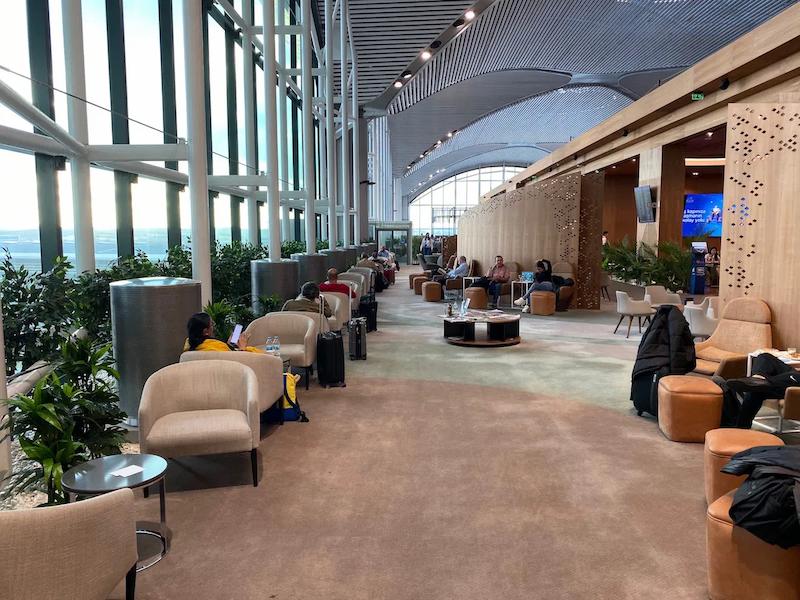 Iga Lounge Phoyo
