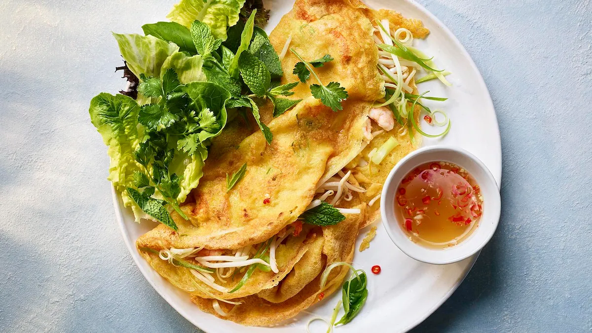 Banh Xeo - Crispy Vietnamese Crepe