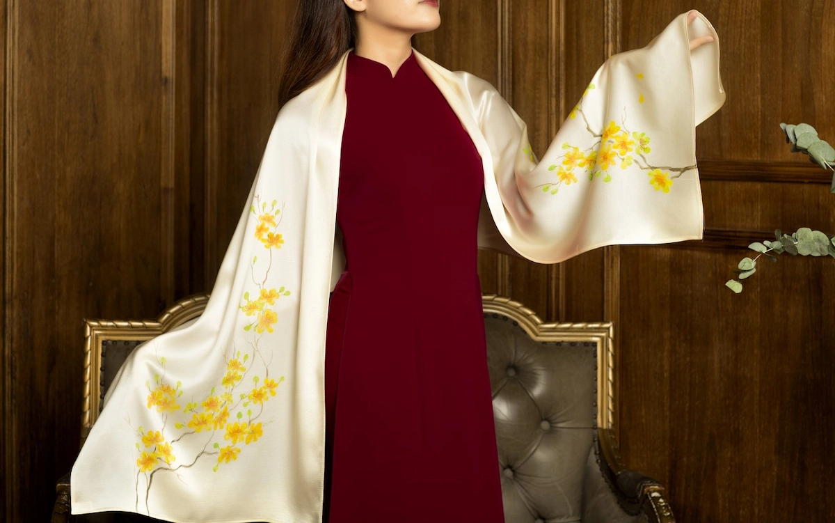 Vietnamese Silk Scarves