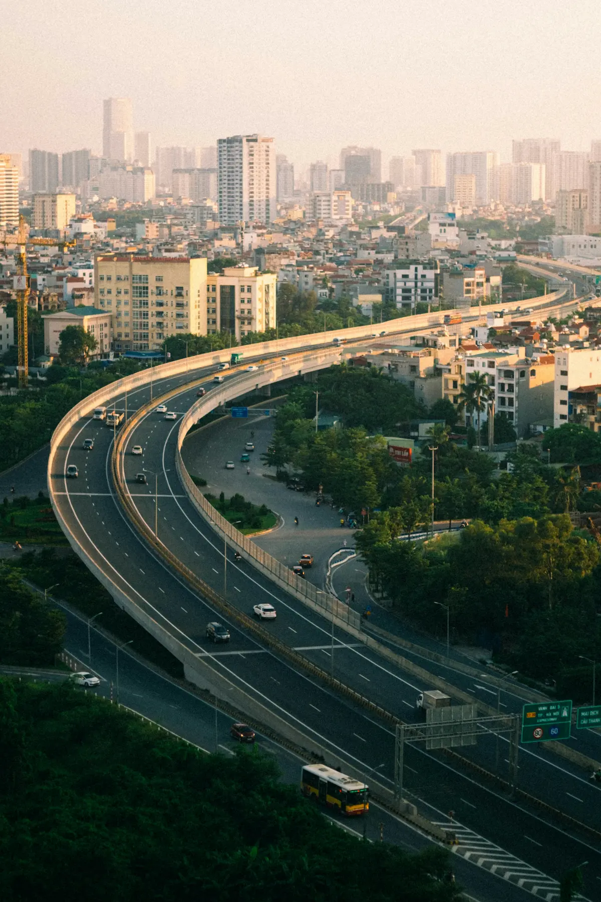 Vietnam Invests $456 Million in Roads to Connect Long Thanh Airport