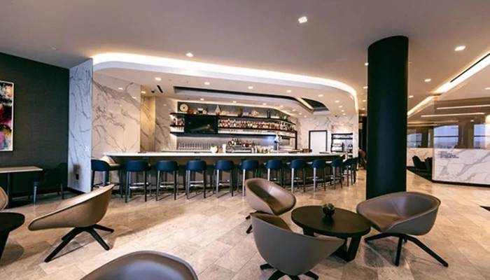 united polaris lounge lax