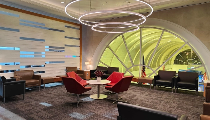 american flagship lounge in lax airport