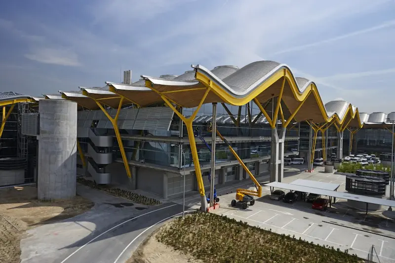 Madrid Barajas Terminal 4 interior