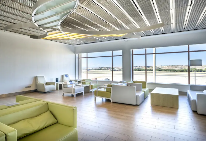 Madrid Airport Lounge: Prices, Access, Booking