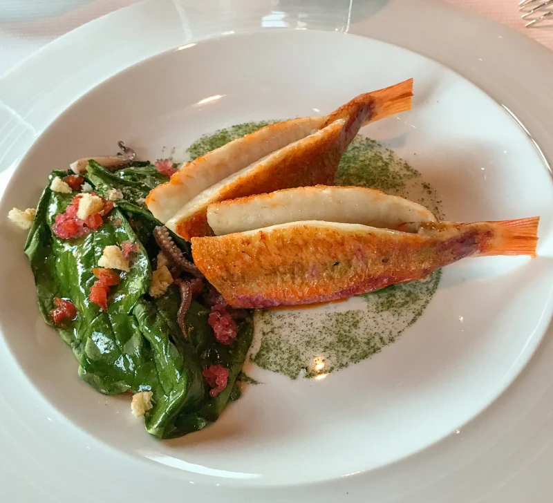 L'Atelier de Joël Robuchon: One Star-High Quality Kitchen