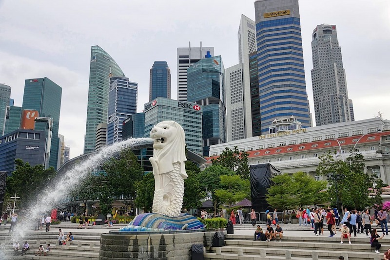 Singapore City Center Lion Statue