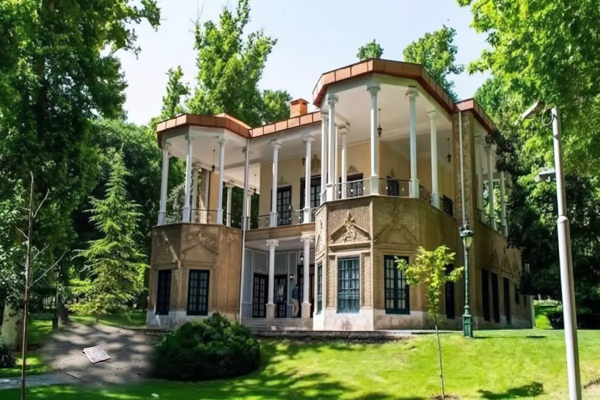 Saadabad & Niavaran Palaces in Tehran